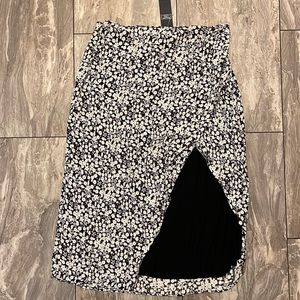 New MIDI Floral Skirt
